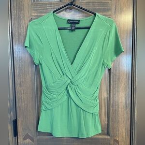 Cable & Gauge Green Twist Front Blouse